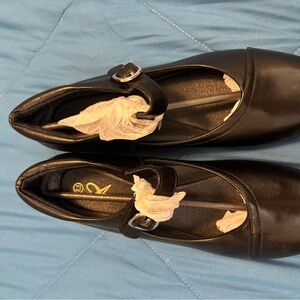 Classic Black Women's Mary Jane Flats